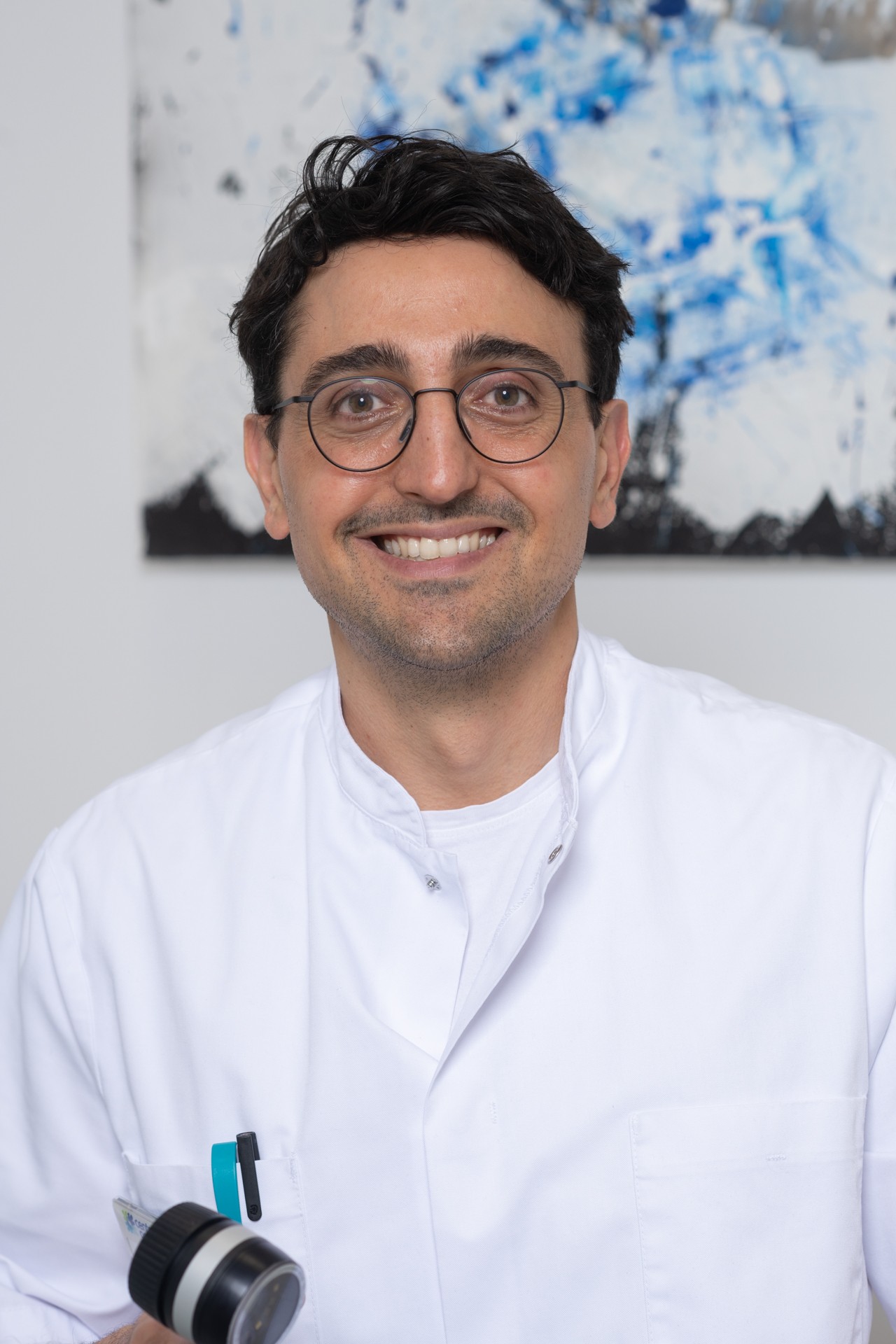 Dr. Daniel Kadouch 